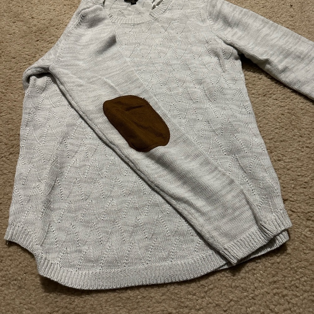 Grey sweater